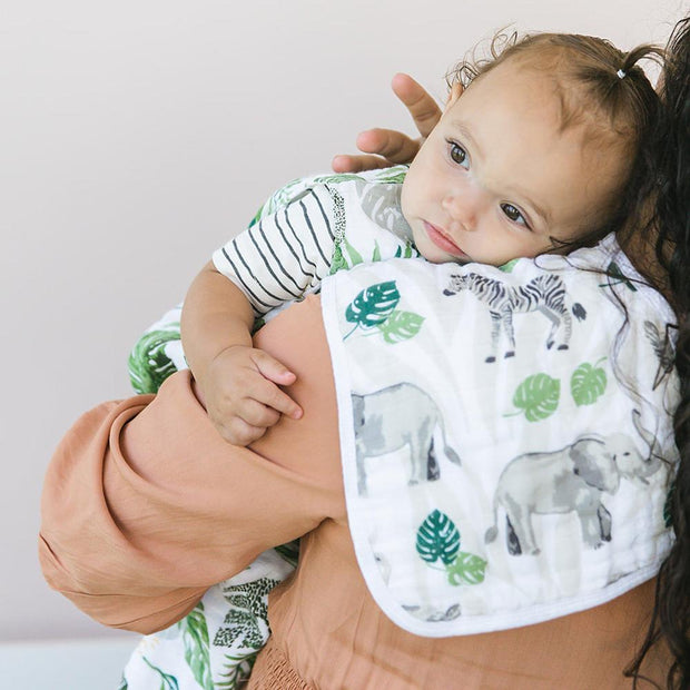 Bebe au Lait burp clothes (set of 2)