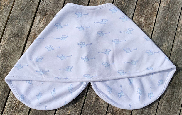 Magnetic Mouse bib with magnetic fasteners