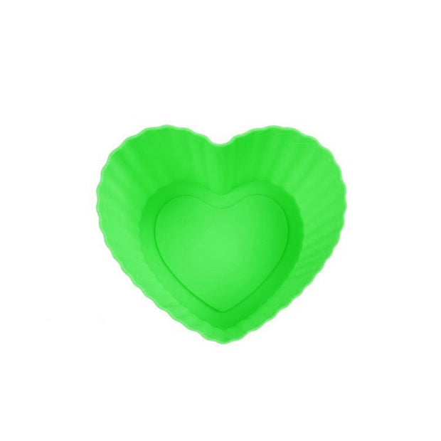 Heart-shaped silicon cupcake molds (set of 6)