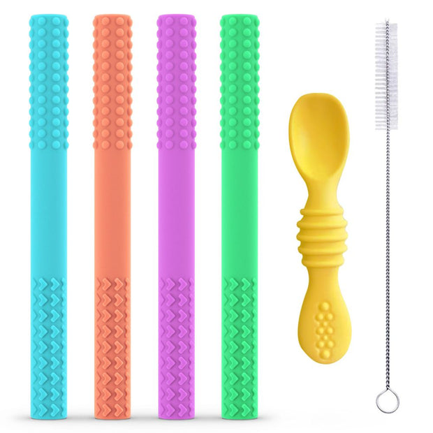 Lil Tot’s teething straws