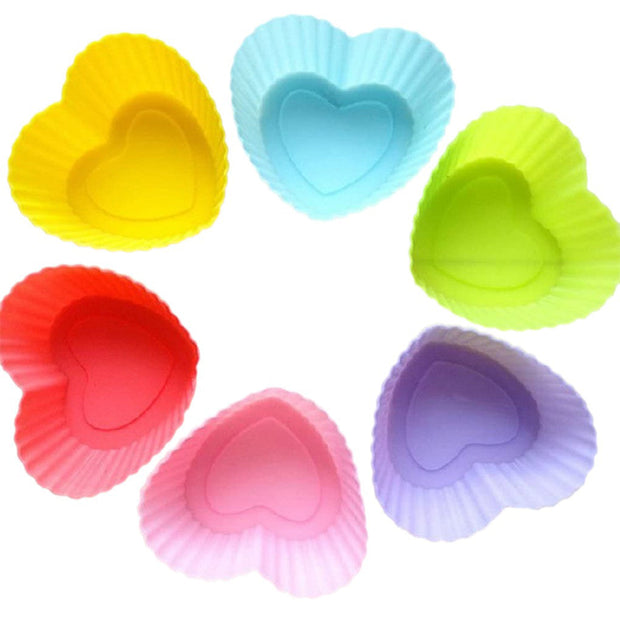 Heart-shaped silicon cupcake molds (set of 6)